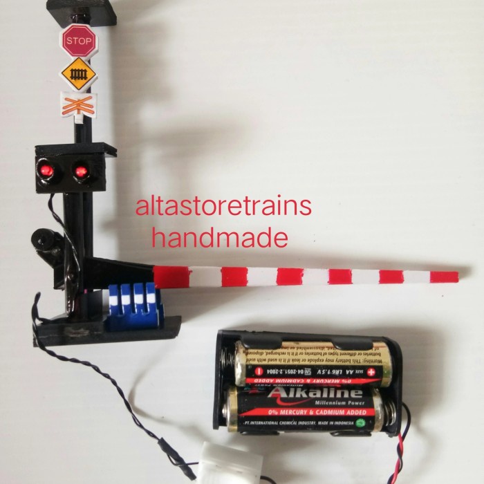 miniatur pintu palang Kereta PJL