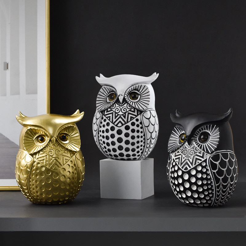 

Simple and light luxury owl animal resin handicraft ornaments for home living room, TV cabinet, desktop and entrance decoration