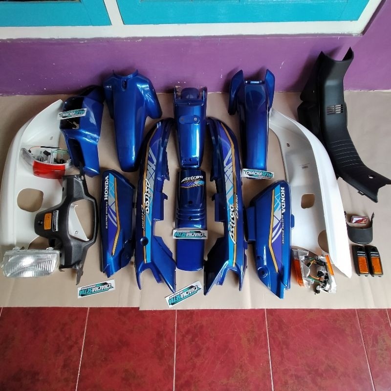 bodi full set grand honda astrea grand sabit tanpa lampu depan, stopan, mata kucing depan belakang
