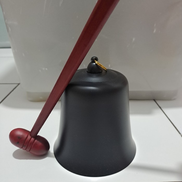 lonceng vihara + pemukul