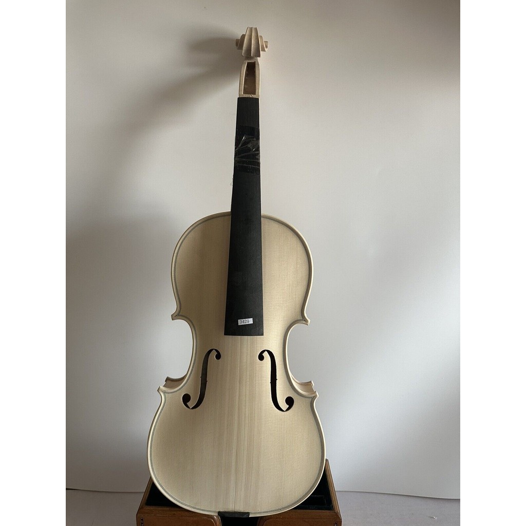4/4 violin in white Stradi model flamed maple back spruce top hand made K3429