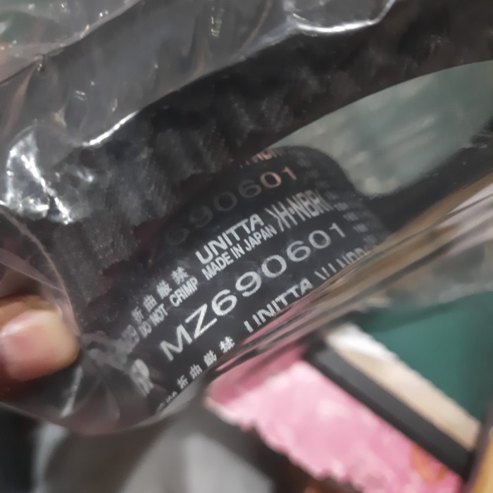 timing belt panjang mitsubishi kuda bensin 2000cc MZ690601 asli ori