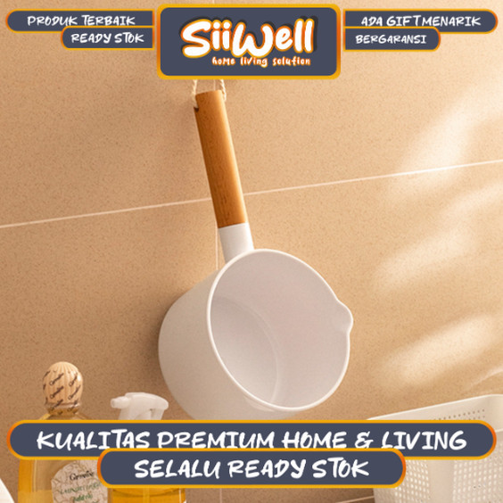 gayung air putih gagang Kayu/Home gayung mandi aesthetic/Gayung putih plastik/Gayung mandi aesthetic