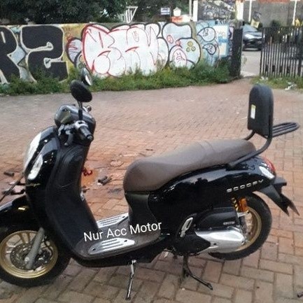 Sandaran SANDARAN SENDERAN JOK BELAKANG SEMUA SCOOPY FI SCOOPY CARBU SCOOPY NEW FI DAN GENIO SCOOPY 