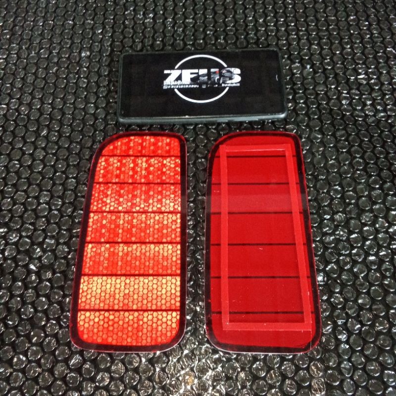 Reflektor Mata Kucing Bumper Belakang Yaris Tahun 2012 2013