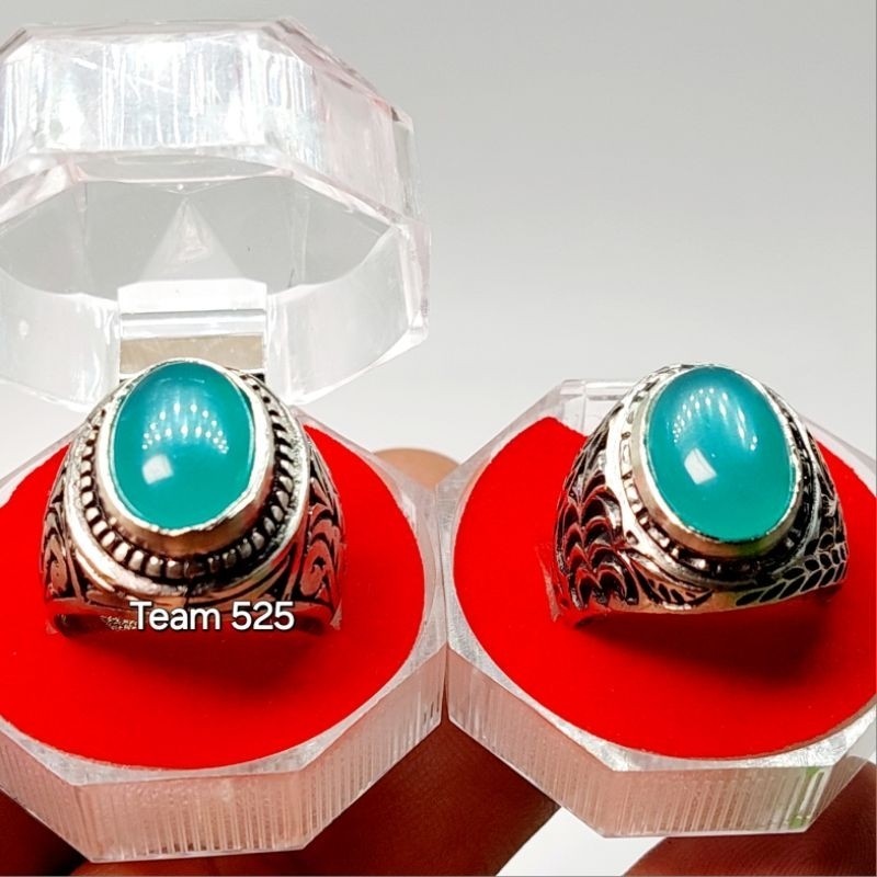 Cincin batu bacan doko kristal giwang / bacan minion obsidian