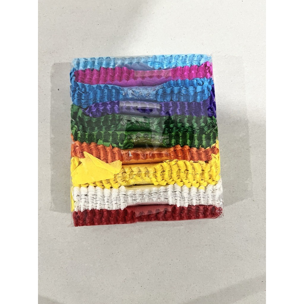 

Kertas Crepe/Krep Potongan Warna Warni Lebar 3 cm (1 pak)