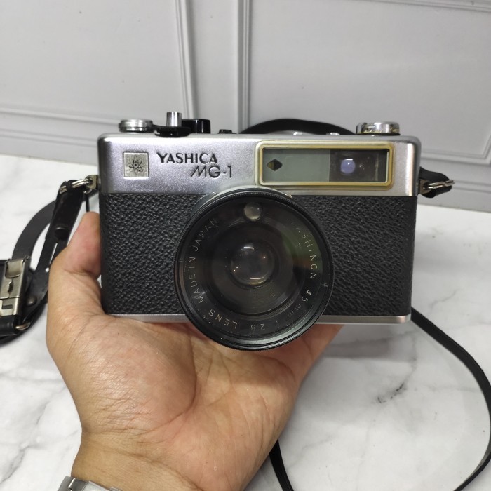 Yashica MG-1 Kamera Analog Second
