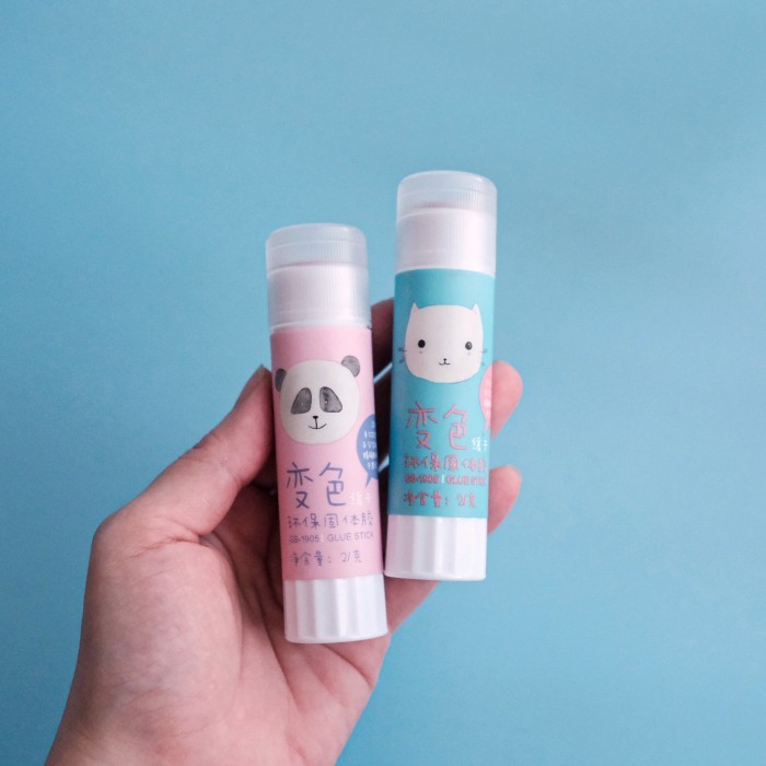 

Glue Stick Lem Stik Impor dengan Motif Fancy Binatang 4 variasi warna