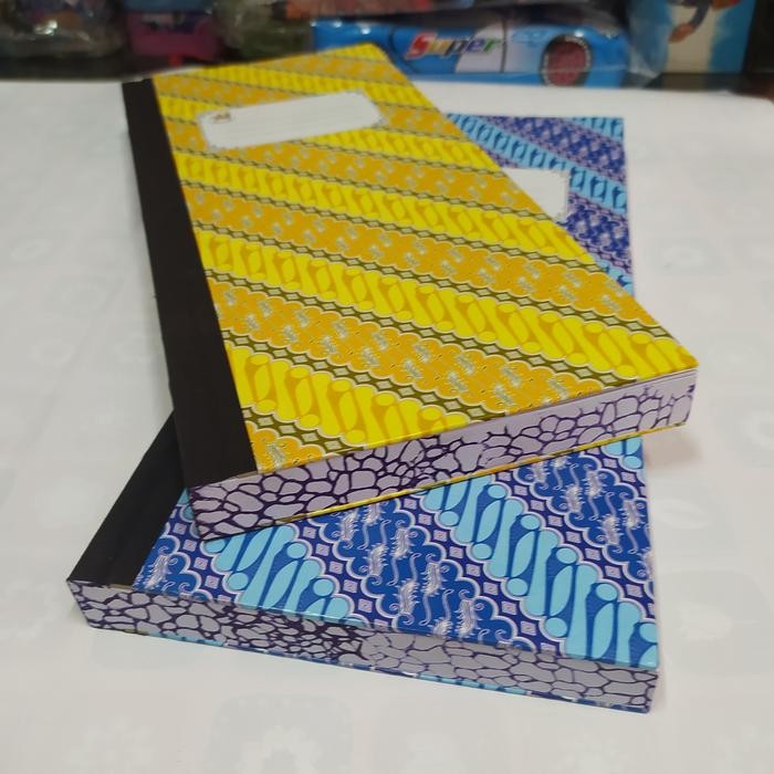 

AHHA Buku Baster isi 200 lembar Bintang Obor ( 14 x 32 cm)