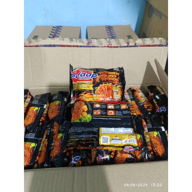 

Sedap Selection Korean Spicy Chicken