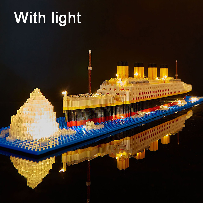 Titanic ship model  ildren's toys birthday gift assembly building block plastic block with lamp toy 