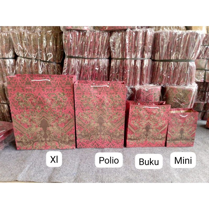 

Paper bag batik / tas kertas isi 12 pcs