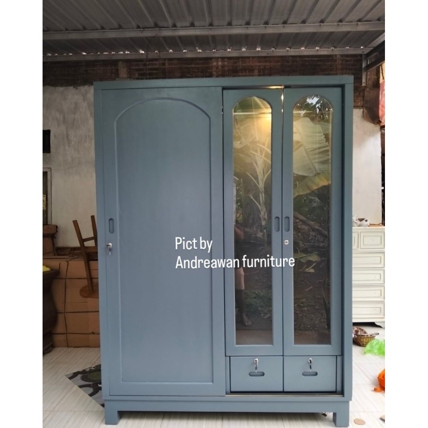 Lemari Pakaian Kayu Jati 3 Pintu Sliding Buka Tutup dan Cat Duco Model By Custom