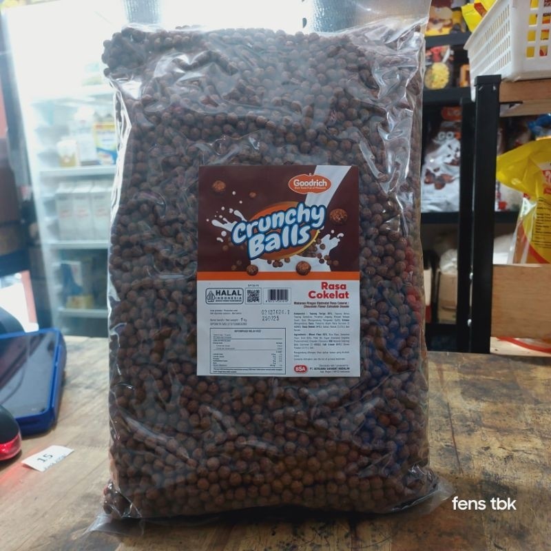 

NEW SEREAL GOODRICH CRUNCHY BALLS 1 kg PREMIUM