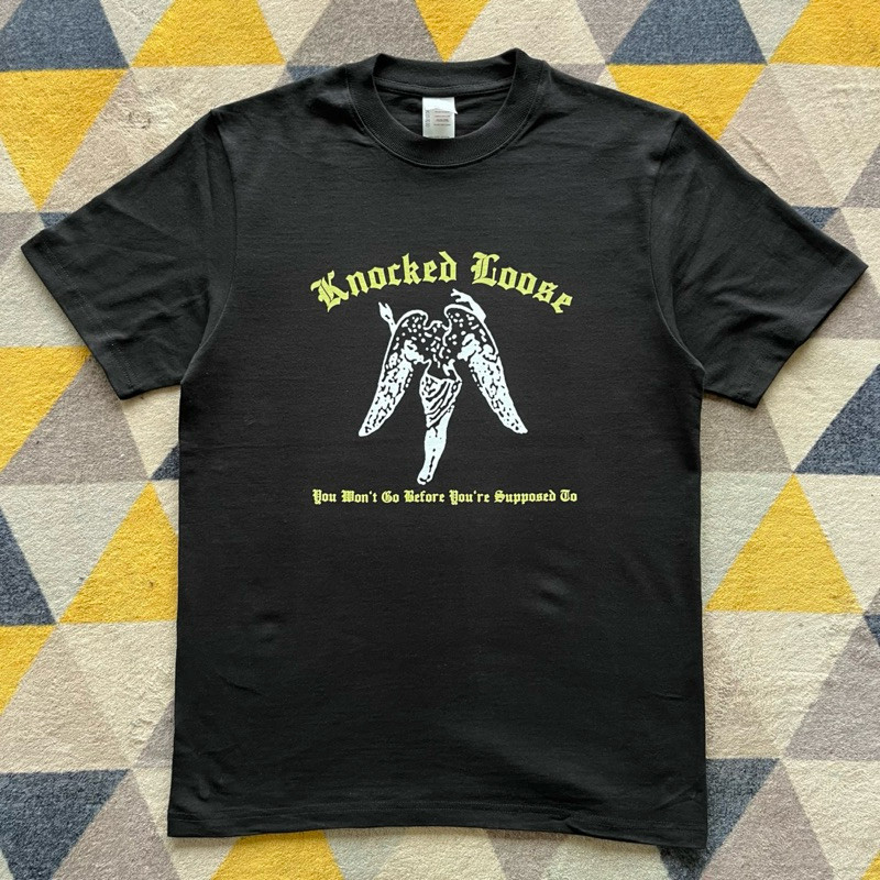 Kaos Band KNOCKED LOOSE Tag Stitch Supply Heavy Cotton 24s