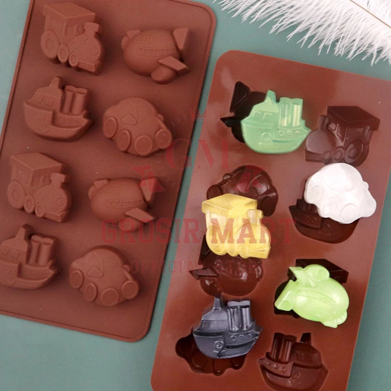 GM Isi 8 Cetakan Jelly Puding Coklat Permen Kue Nugget Fondant Silikon Agar Karakter Motif Transport