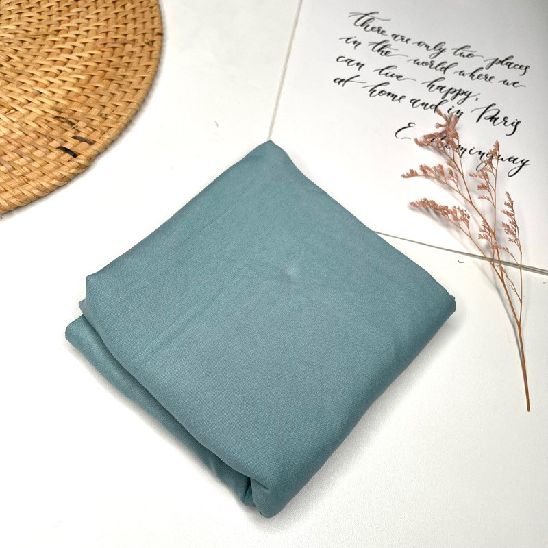 Segiempat Voal by AZARA - OSKARA Forever dengan Jahit Tepi Rapi