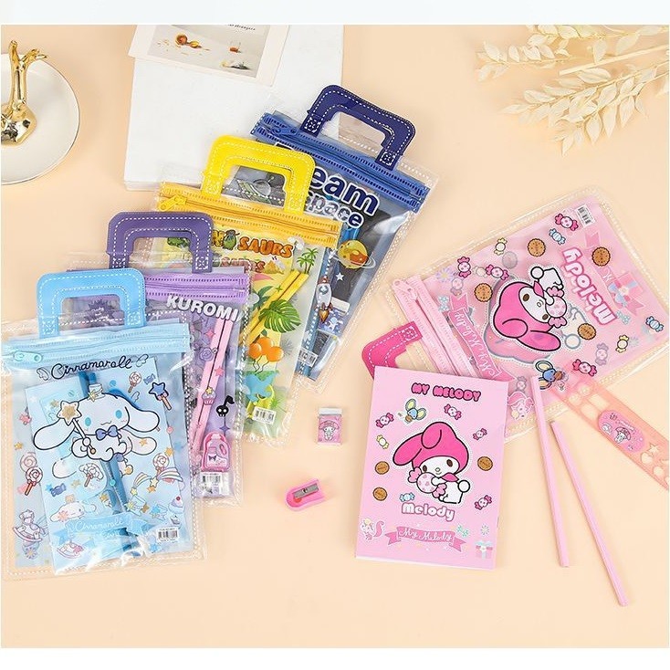 

SET ALAT TULIS PERLENGKAPAN ANAK BELAJAR MENULIS 1 PLASTIK ISI 6 PC