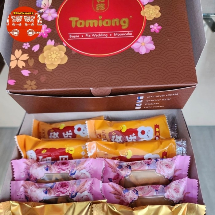 

Tamiang Mooncake Mini Mix 3 rasa (Durian, Coklat, Kacang Hitam)