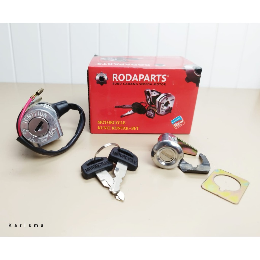 Key Set Kunci Kontak Jok Sadel Karisma Kunci Kontak Plus Sadel Assy Honda Kharisma RDP Rodaparts 46V