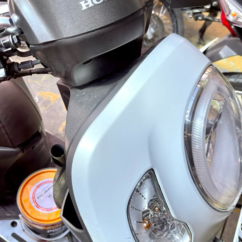 Cat PU Scoopy White Pearl Doff Putih Scoopy