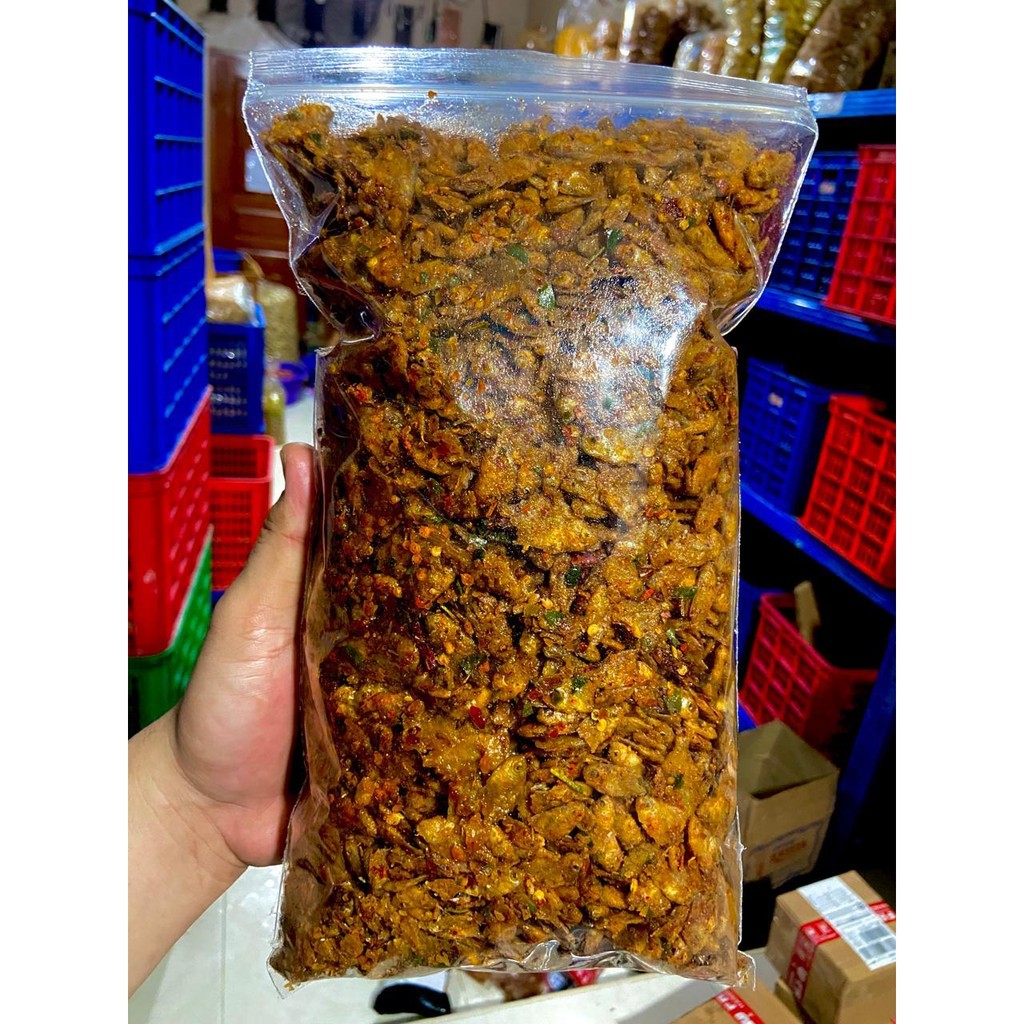 

Cemilan keripik anak ikan /snacks baby fish pepetek 250 gram pedas ( COD ) BEST SELLER goreng kering Kriukk snack Food Makanan