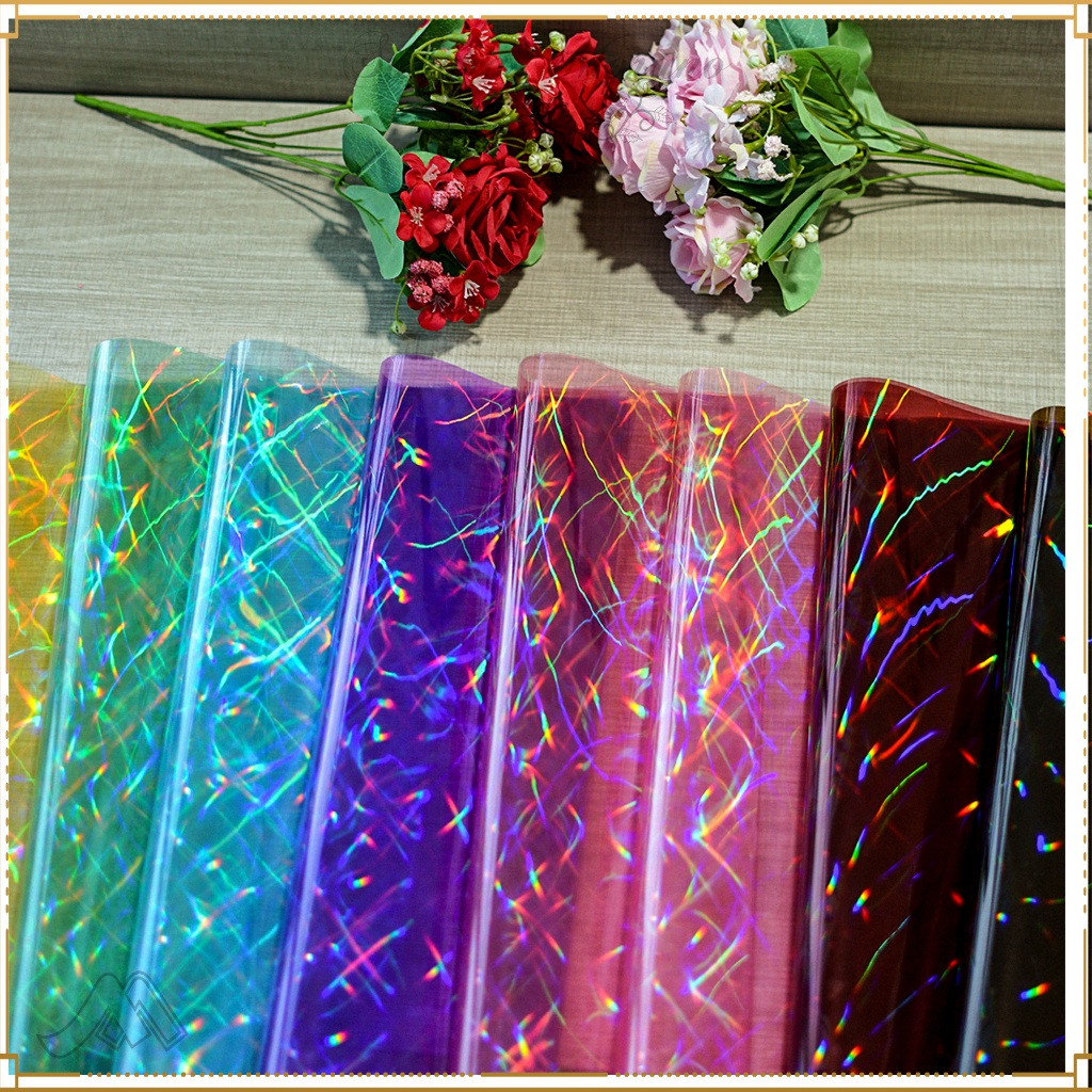 

PROMO![ 15 PCS ] Flower Wrapping Hologram Cellophane Waterproof Kertas Buket BungaREADY
