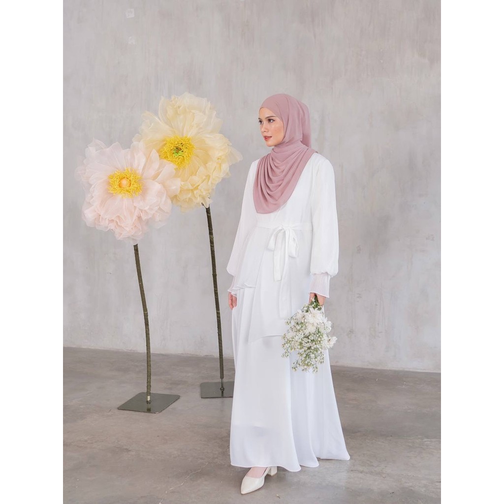 Azmiza - Lunara Dress(Dress Special Occasion Bahan Pleats dan Sahara Platinum)