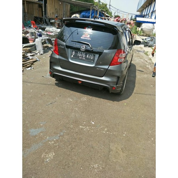 bumper belakang jazz ge 8 Mugen
