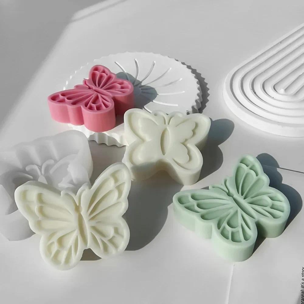 

Beautiful Butterfly Scented Candle Silicone Moulds Insect Soap Resin Molds Artist Wedding Decor Valentine’s Day Chocolate Gifts