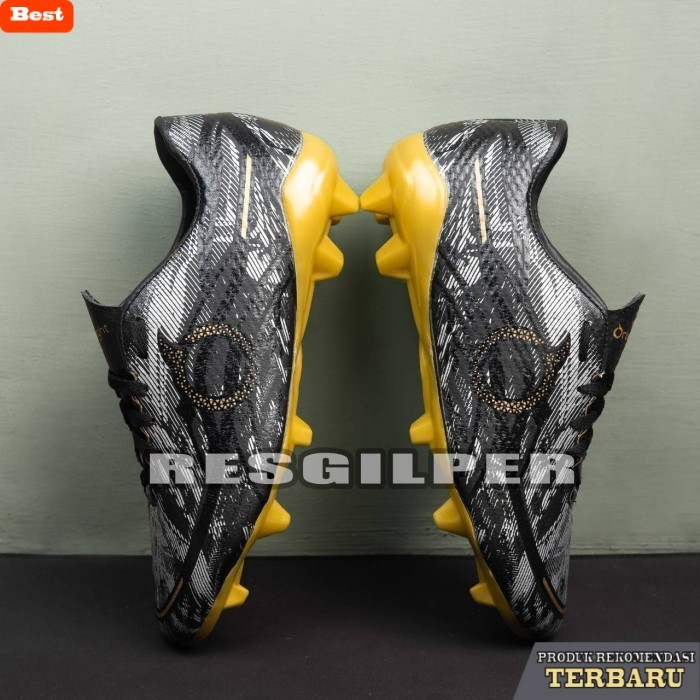 rekomendasi sepatu bola untuk kaki lebar Sepatu Sepak Bola Specs Infinity Tulip Design Premium Impor