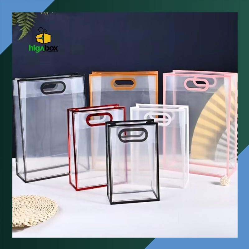 

Tas Mika PVC Transparan / Tas Mika Goodiebag Hampers Souvenir Ulang Tahun Transparant Bening / Tas Mika PVC Transparan / Tas Mika PVC Polos Goodiebag Hampers Souvenir Ulang Tahun Transparant Bening Murah / tas mika bridesmaid | OAT12C