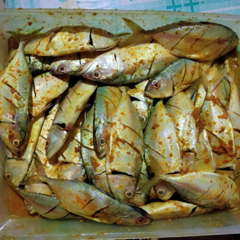

Ikan Kembung Bumbu Kuning 500 gram