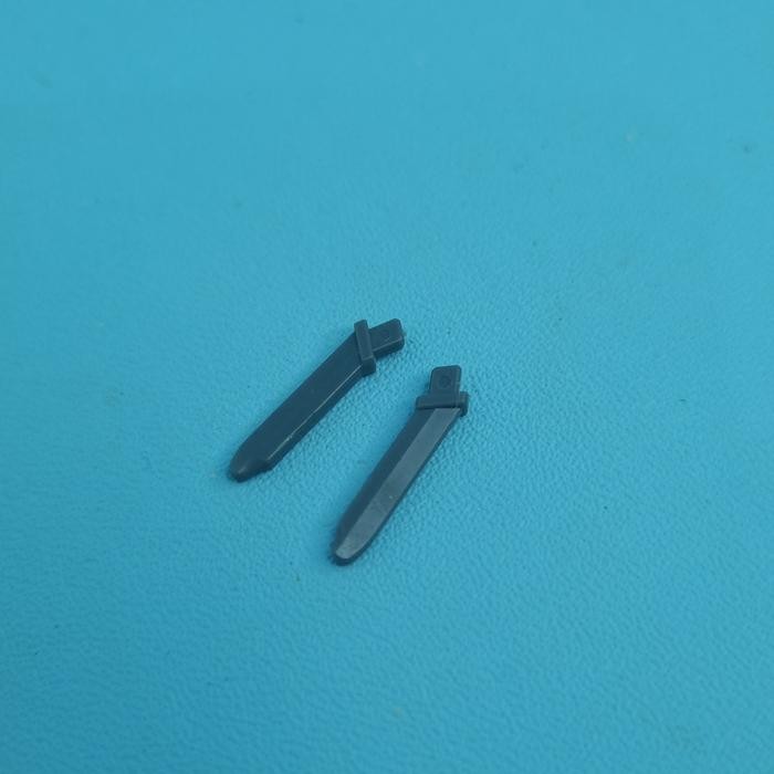 HG HGUC/HGBF 1/144 Crossbone Gundam X1 (Full Cloth, Maoh, Etc) Leg Heat Dagger Weapon Part