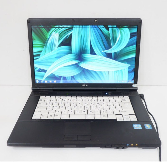 Laptop Fujitsu Lifebook A572/E Intel Core i5-3360M Ram 4Gb Hdd 320Gb SCU15553