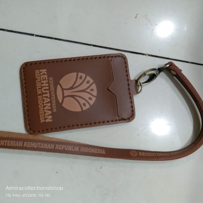 

nametag holder Kemenhut casing id card kementerian kehutanan casing id card terbaru Kemenhut