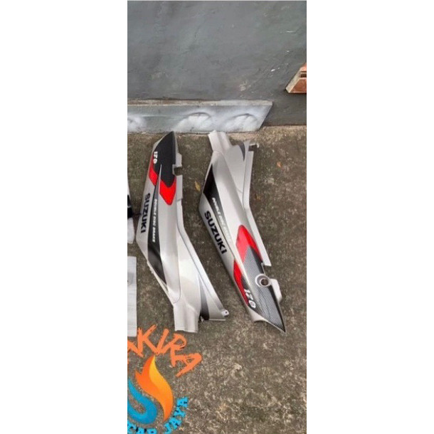 bodi kanan kiri+sambungan satria lumba silver bodi satria lumba hitam bodi besar satria lumba bodi b