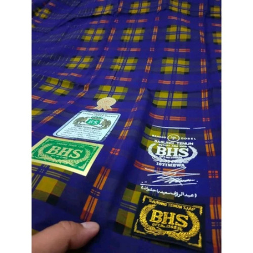 PROMO SARUNG BHS KRJ FULL SUTERA MOTIF Kotak-kotak TERBARU 2024