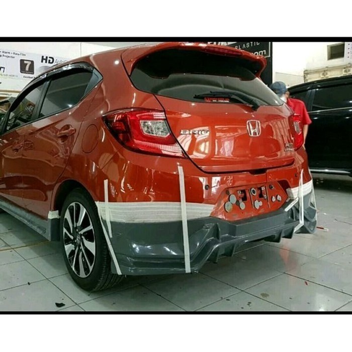 body kit Aksesoris Mobil Bodykit New Brio 18-19 Ongkirnya Murah Bodi Kit