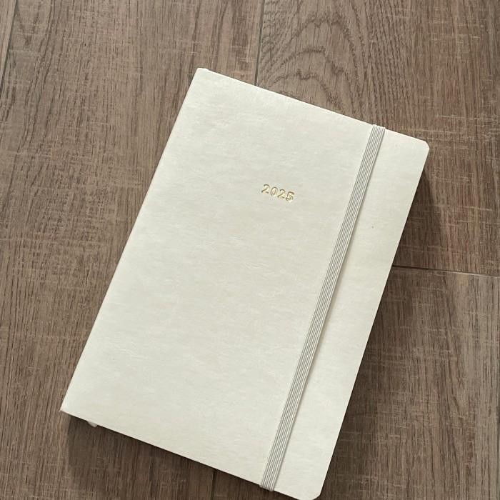

TERLARIS! 2025 Planner - Soft Cover - Beige