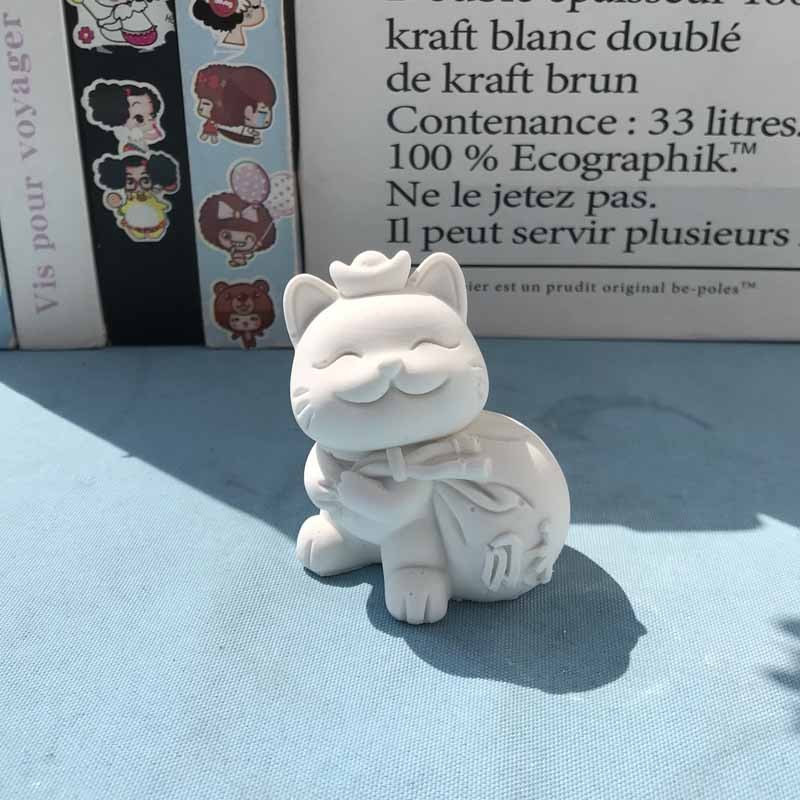 

Concrete gypsum silicone mold candle mold Lucky Cat Ornament Mold Yuanbao Animal Aromatherapy Mold