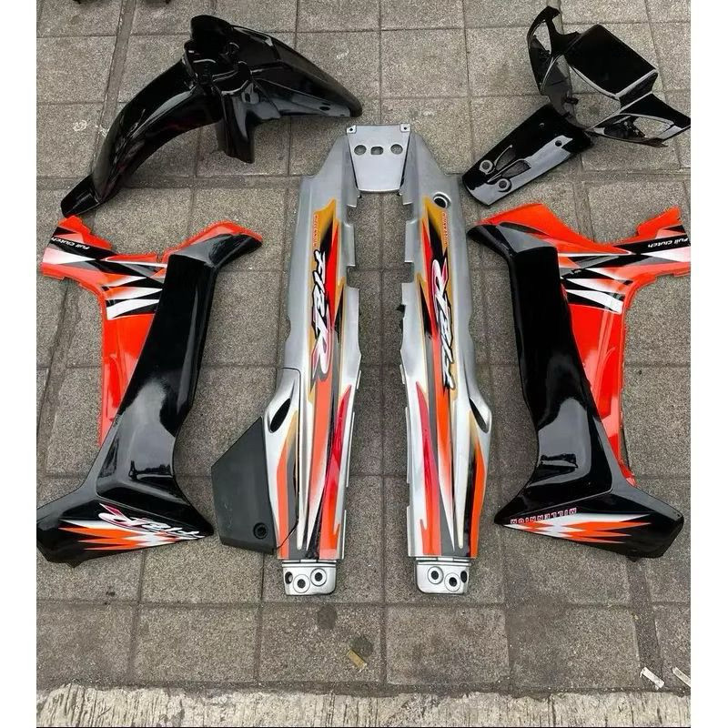 TERLARISSCOVER BODY FULLSET BODI HALUS FULL SET YAMAHA FIZR FIZ R  + STIKER STRIPING WARNA MILENIUM 