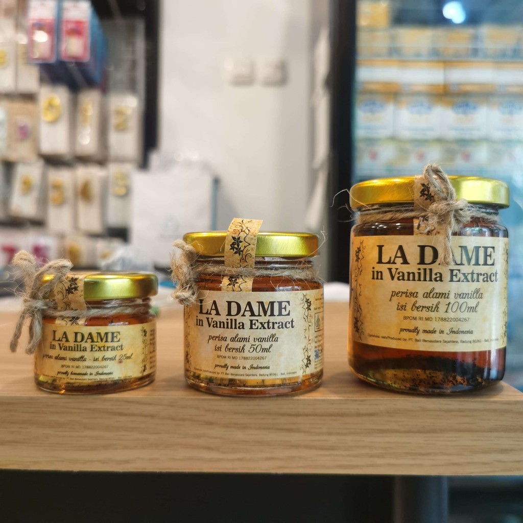 

Gratis ongkir - La Dame In Vanilla Extract Vanila Ektrak Halal MUI