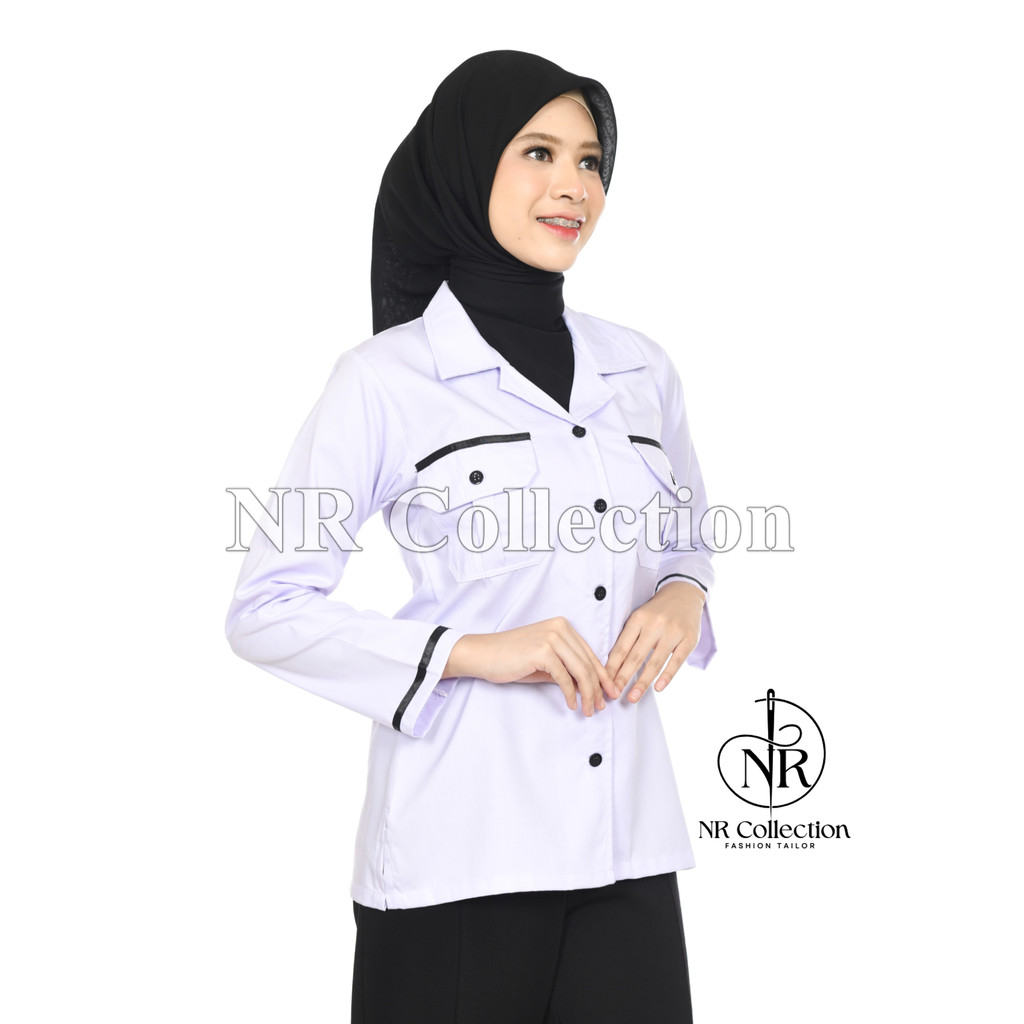 Kemeja PDH Wanita – Seragam Putih List Hitam, Nyaman dan Tampilan Profesional– Kemeja Putih List Hit