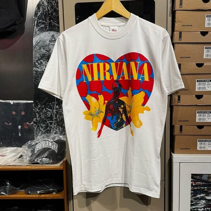 【COD】 NIRVANA - HSB X UTERO TSHIRT WHITE - M