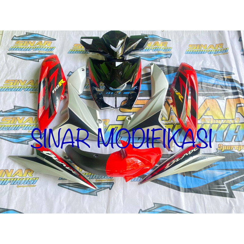 Full Cover Body Halus Honda Blade Lama 110 R 2008 2010 Merah Silver.
