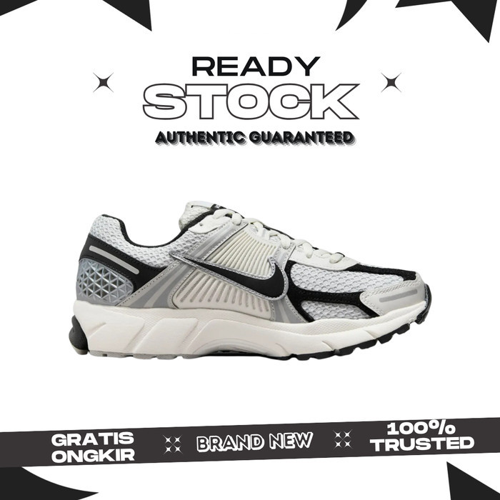 Nike Wmns Zoom Vomero 5 Photon Dust