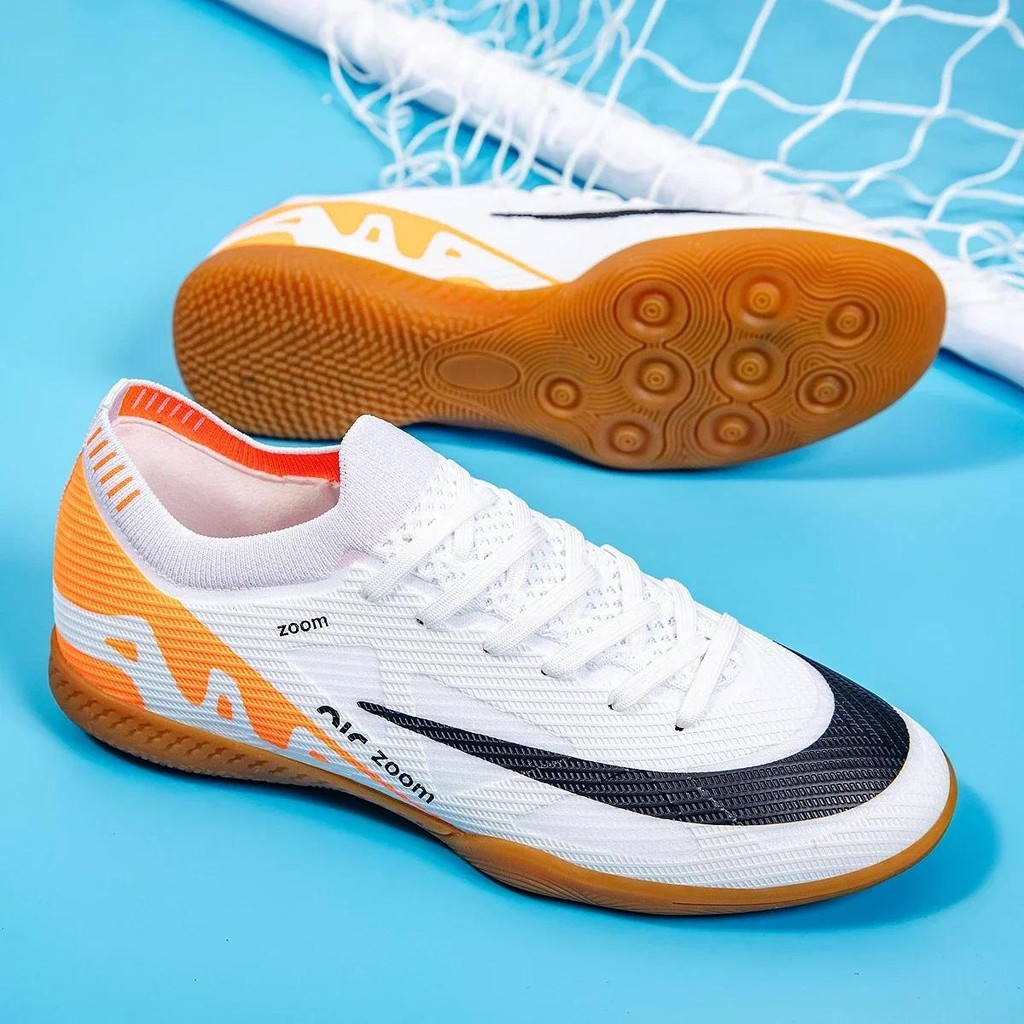 Soccer Shoes Society Male Sneakers Futsal Ball Professional Soccer Cleats Football Boots Calzado De 