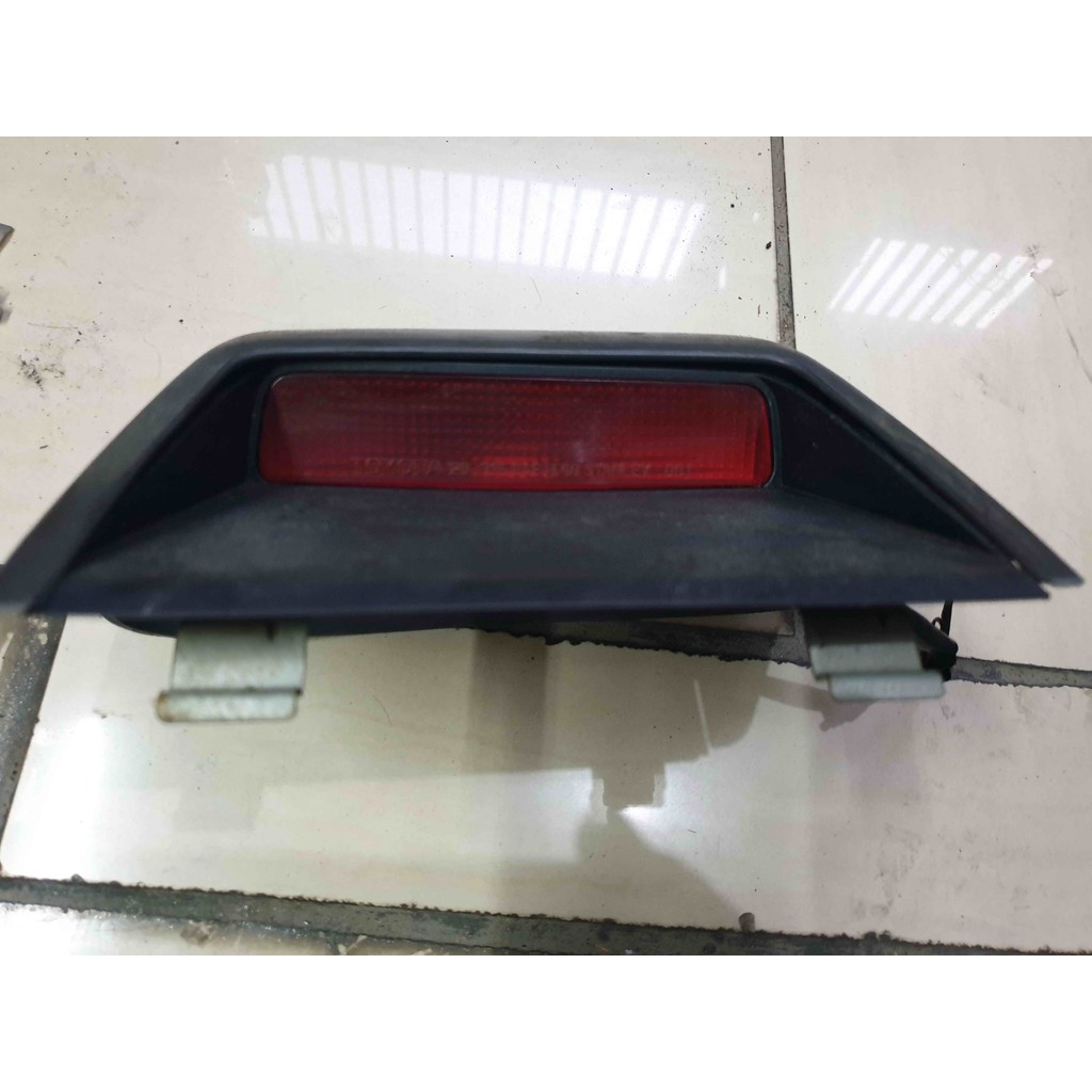 stop lamp tengah dan cover Toyota Corona Absolut ABS 1995